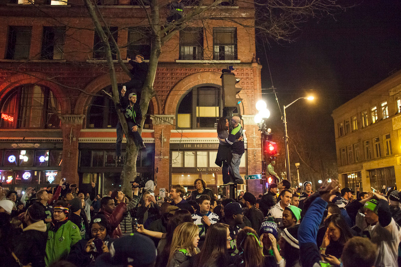 Illustration for article titled Shirtless, Drunk, And Champions: Scenes From The Seattle Celebrations